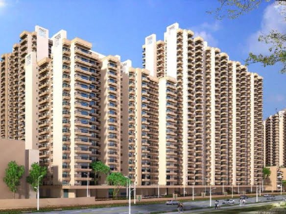 Gaur City 16th Park view