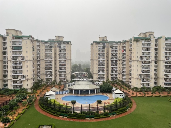 Supertech Emerald Court 4 BHK Apartment For Sale