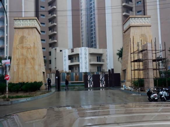 Cleo County,Sector 121, Noida 3 bhk flat for sale