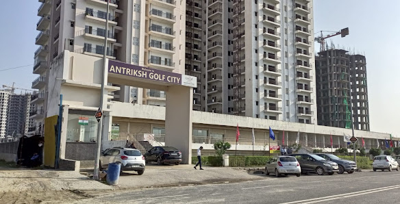 Antriksh Golf City 452 sq-ft Super Area GF Shop for Sale – Antriksh Golf City, Sector 150, Noida