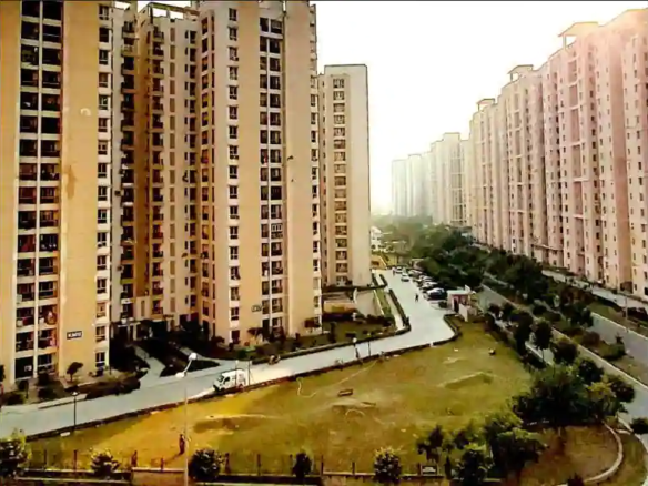 Jaypee Klassic 2550 sq-FT 4 BHK+Study Apartment for Sale – Sector 134, Noida
