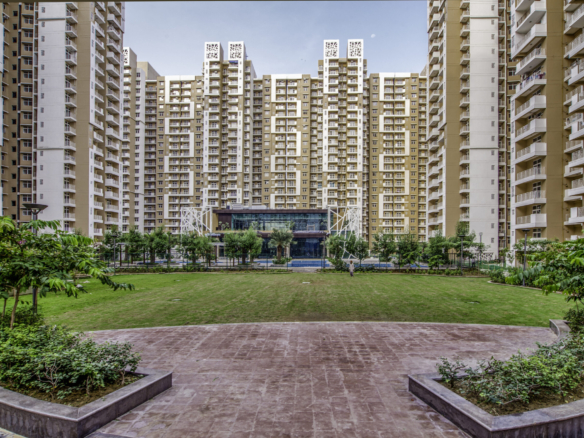 Mahagun Mywoods Phase 1 1000 sq-Ft 2 BHK Apartment for Sale – Mahagun Mywoods, Noida Extension